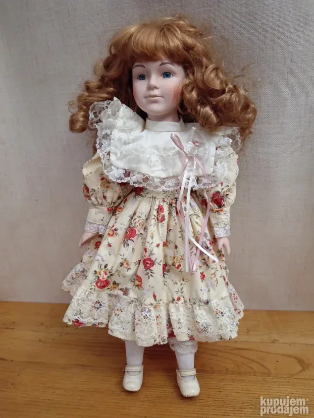 Porcelanska lutka 40cm