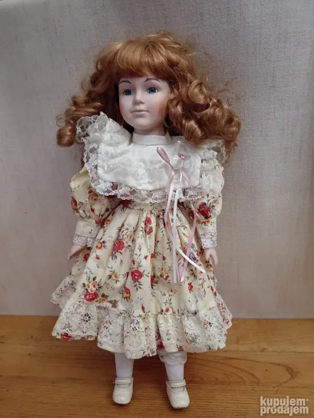 Porcelanska lutka 40cm