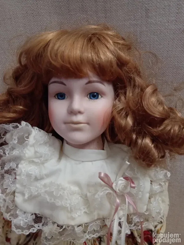 Porcelanska lutka 40cm