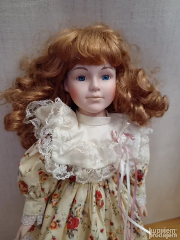 Porcelanska lutka 40cm