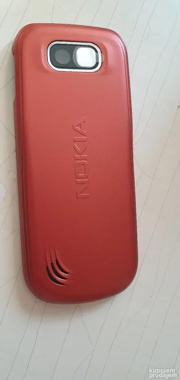 Zadnja maska za nokie 2600