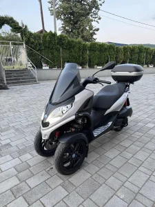 Piaggio MP3 300 HPE SPORT
