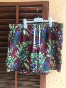 H&M-super atraktivne kupaće gaće-Havajski fazon-XL