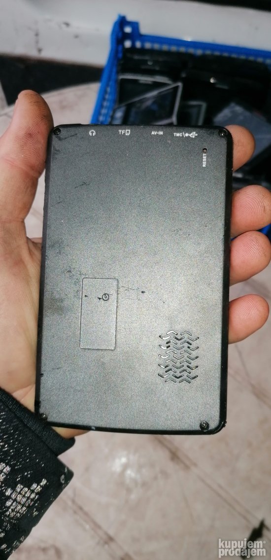 navigacija za auto navgear ekran 12,8cm.netestirana