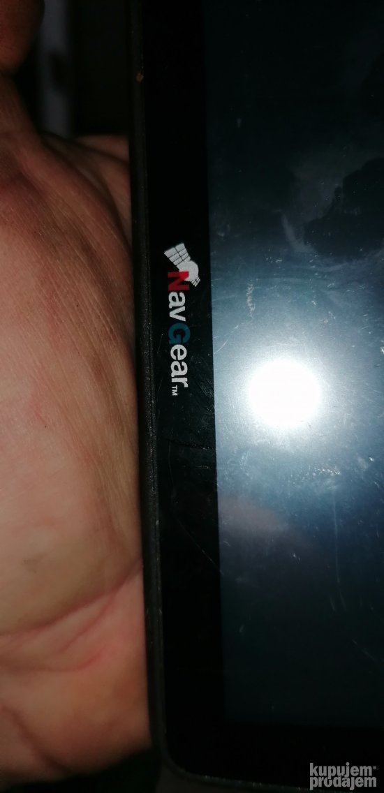 navigacija za auto navgear ekran 12,8cm.netestirana