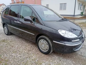 Peugeot 807