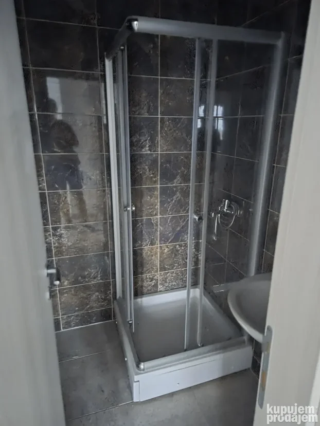 Ivana Milutinovica 89b, Borča, 2.5 dvoiposoban, 52 m²