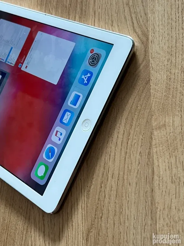 Apple iPad Air 16GB - A1474