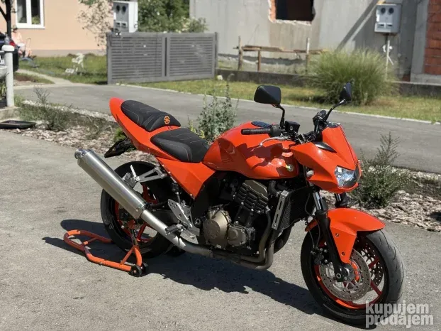 Kawasaki Z750 2005