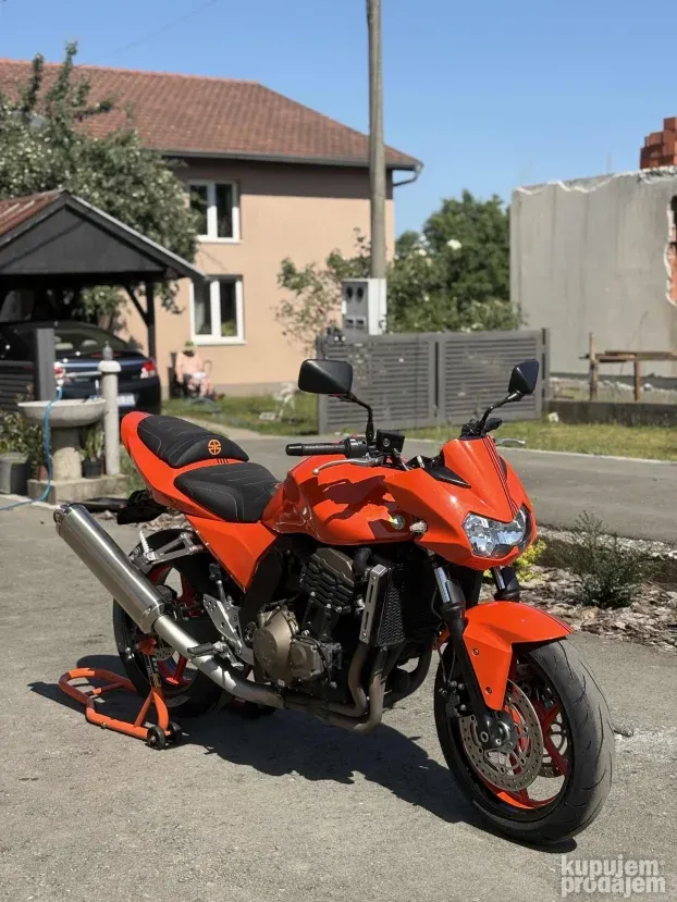 Kawasaki Z750 2005