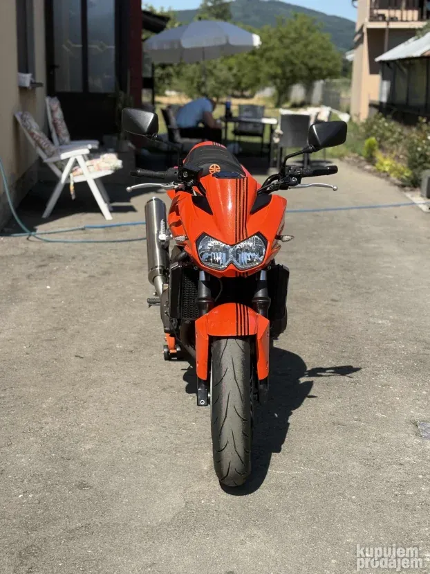 Kawasaki Z750 2005
