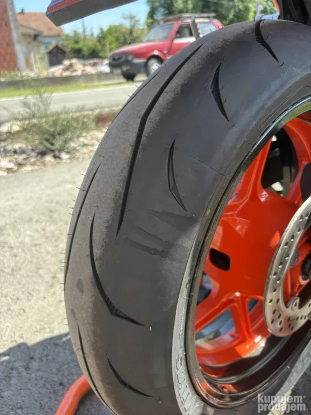 Kawasaki Z750 2005