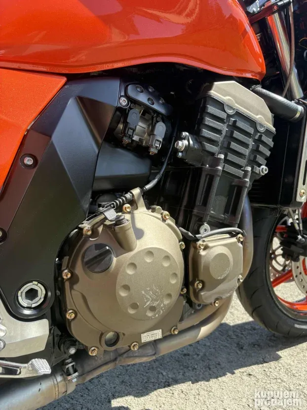 Kawasaki Z750 2005