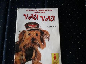 Vau Vau/album sa samolepljivim slicicama