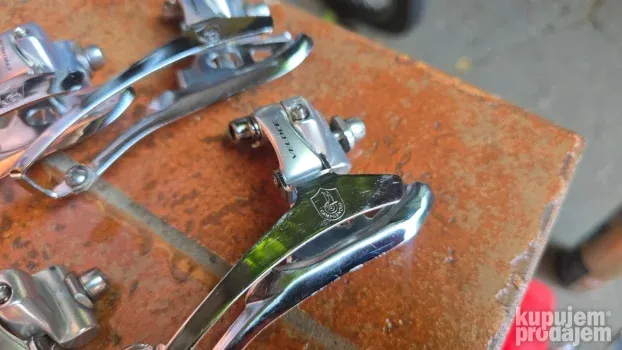 campagnolo prednji SALONSKO stanje