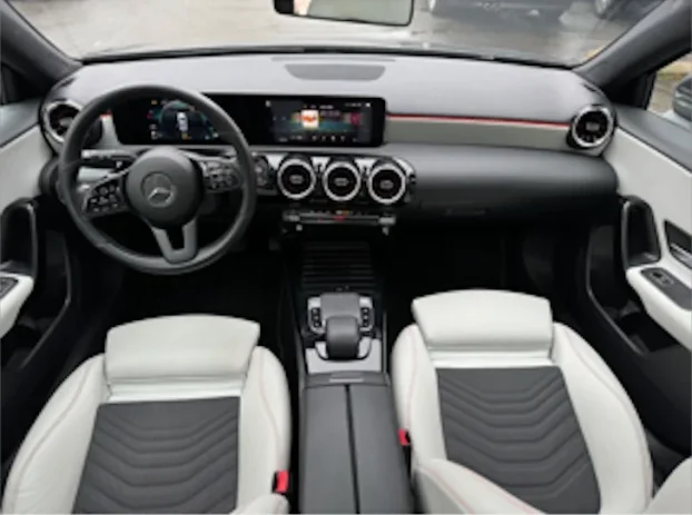 2018 Mercedes A 180 MBUX/Automatic/Panor