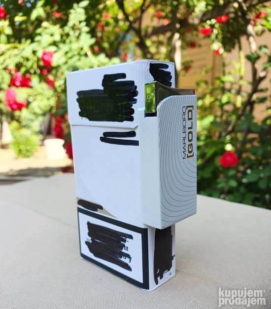 Upaljač Marlboro GOLD sa klipsom za paklicu NOVO