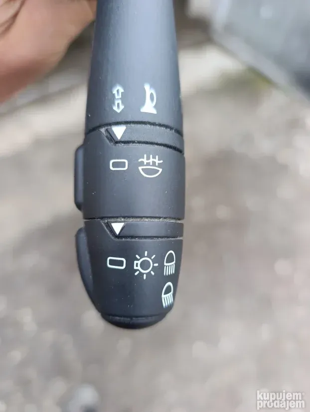 Levi ablender sirena svetla Renault Clio 2