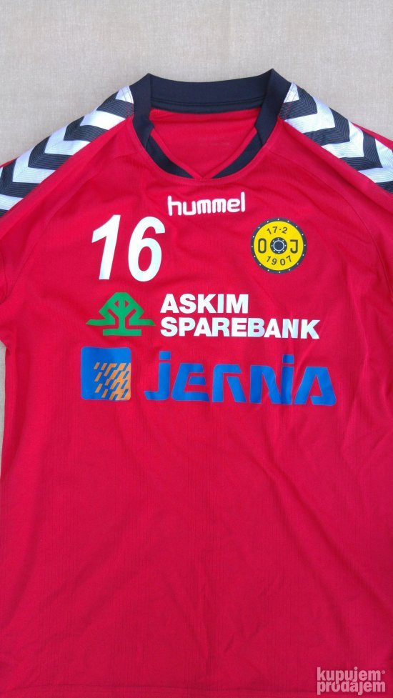 Hummel odličan rukometni dres
