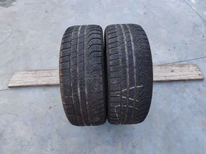 Gume 235/50/19 99V M+S Pirelli P Zero winter