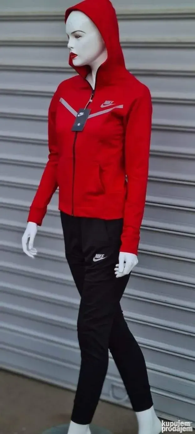 Zenski komplet trenerke