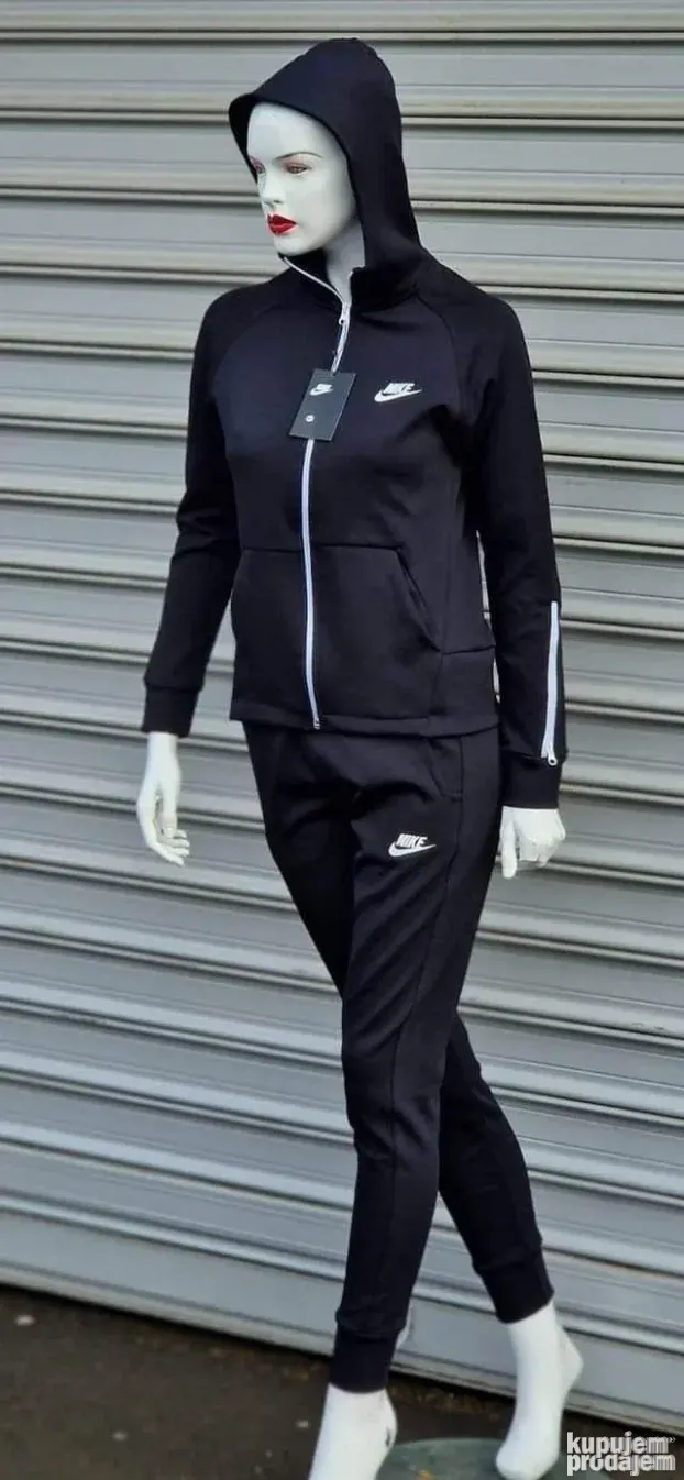 Zenski komplet trenerke
