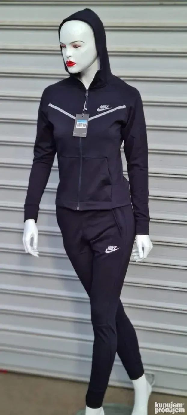 Zenski komplet trenerke