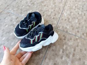 Adidas patike broj 22 za decaka