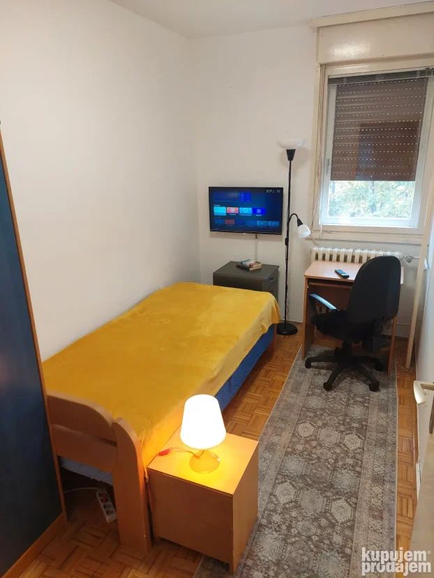 Izdajem sobu  u Mirijevu, Mirijevo, 10 m²