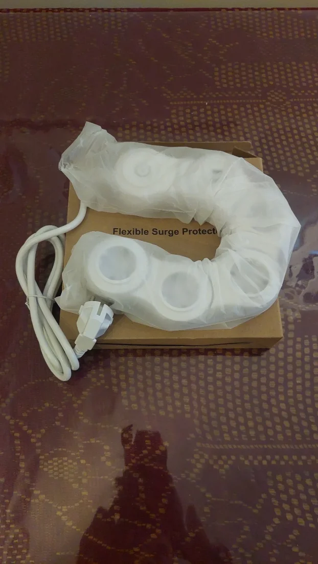 Produzni kabl sa 4 uticnica i 2 USB ulaza