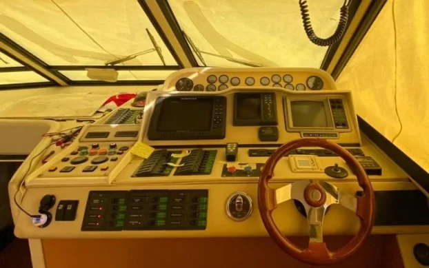 Povoljno se prodaje jahta Princess 45, 2 kabine, 2 kupatila