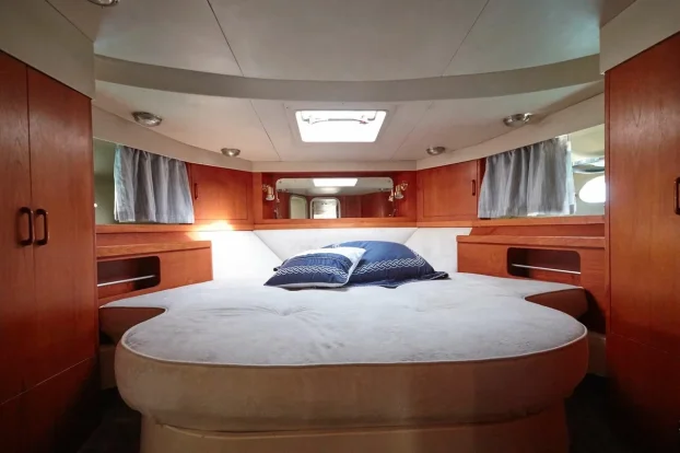 Povoljno se prodaje jahta Princess 45, 2 kabine, 2 kupatila