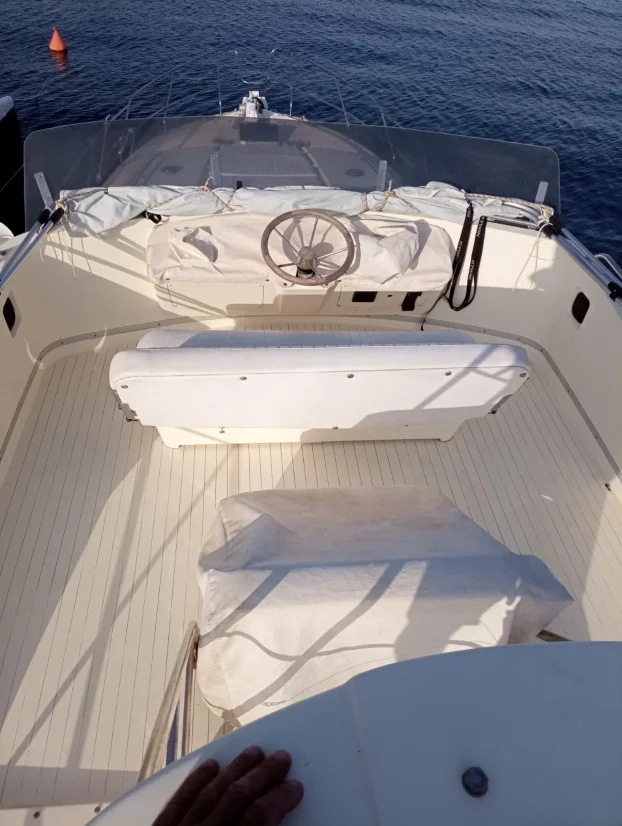 Povoljno se prodaje jahta Princess 45, 2 kabine, 2 kupatila