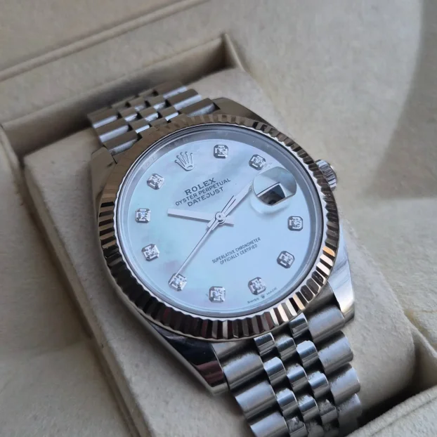Rolex Datejust 41mm Jubilee Diamond MOP Dial (kutija/papiri)