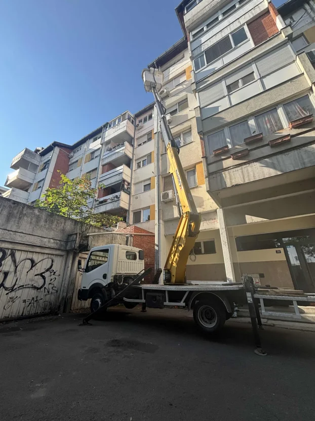 Najam iznajmljivanje renta kamiona sa korpom NOVI SAD