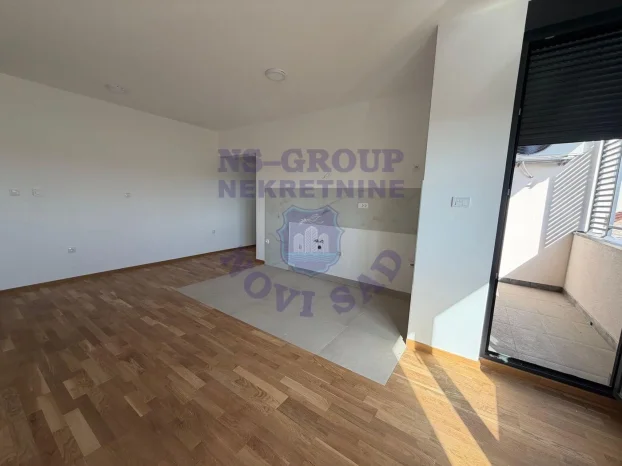 Telep, 3.0 trosoban, 66 m²