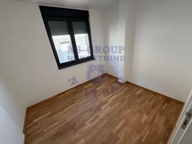 Telep, 3.0 trosoban, 66 m²