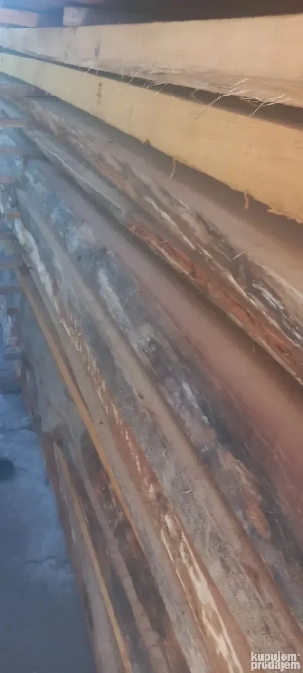 hrastova gradja na prodaju