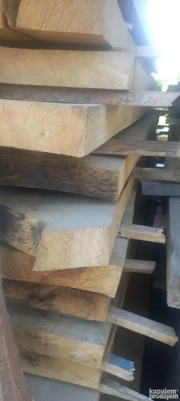 hrastova gradja na prodaju