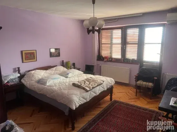 Odlična kuća u Bačkom Jarku 169m2