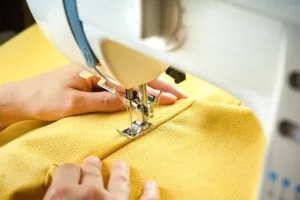 Radnik u proizvodnji tekstila