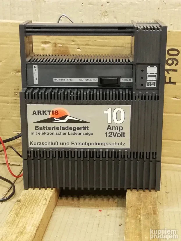 Punjač akumulatora ARKTIS 12V 10 A sa dijagnostikom