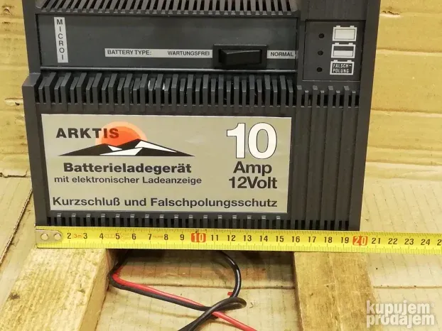 Punjač akumulatora ARKTIS 12V 10 A sa dijagnostikom