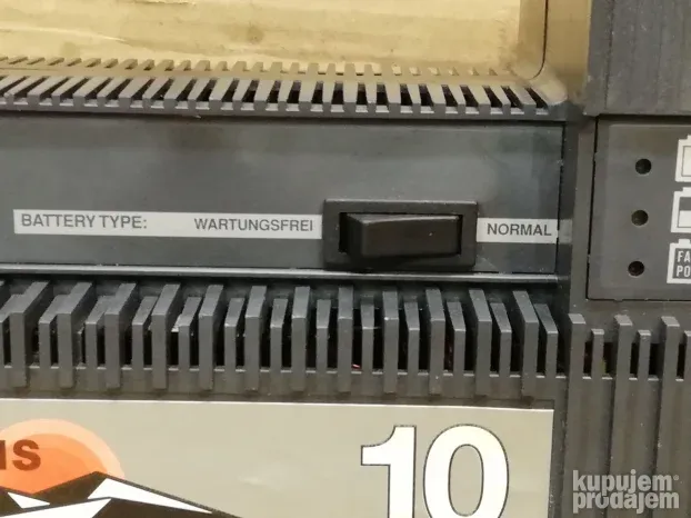 Punjač akumulatora ARKTIS 12V 10 A sa dijagnostikom