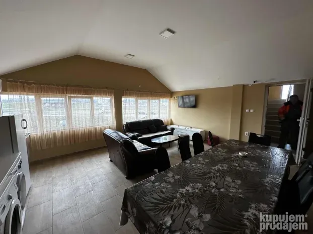 Smestaj za radnike Lapovo