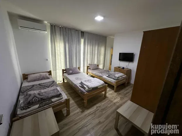 Smestaj za radnike Lapovo