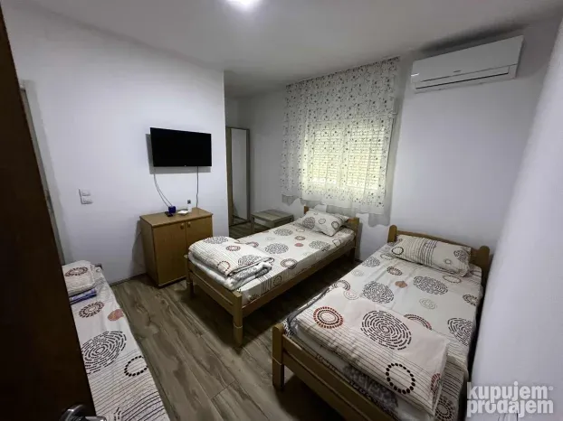 Smestaj za radnike Lapovo