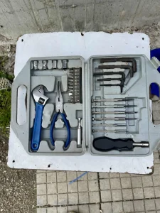 Mali set alata