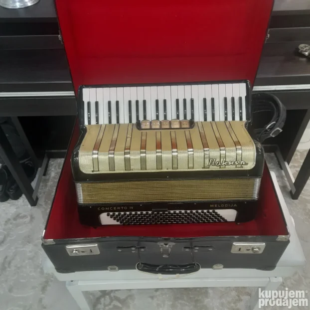 Hohner 120 basa.
