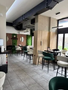 Izdajem lokal u centru Nisa